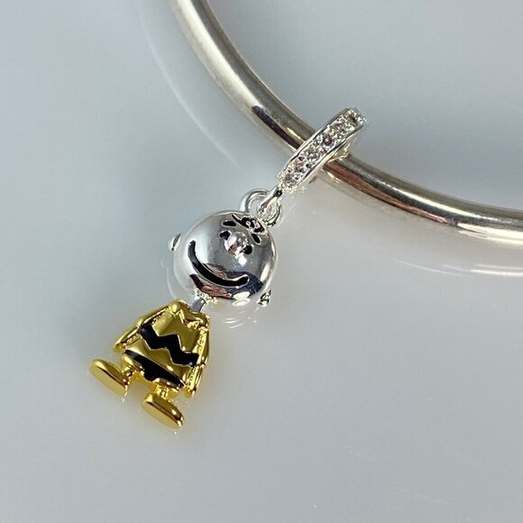 Peanuts Charlie Brown Dangle Charm - Picture 4 of 12